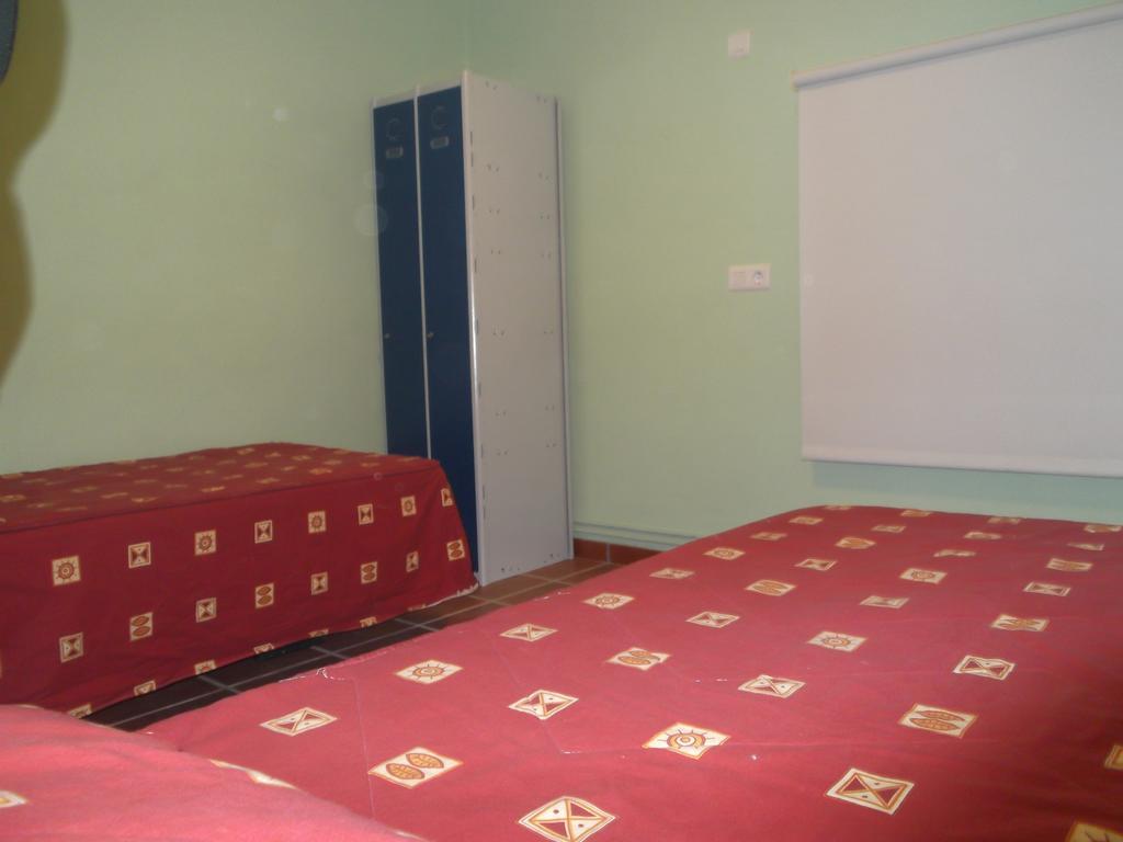 Albergue Cetina Exteriör bild